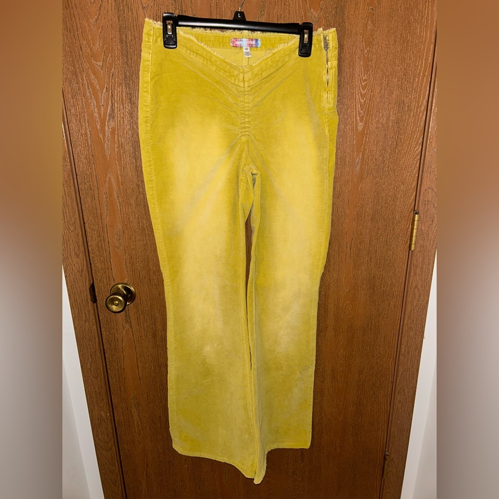 Urban Outfitters Flare pants women’s size 30